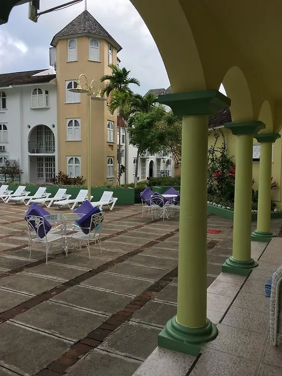 Sand Castle Resort Ocho Rios